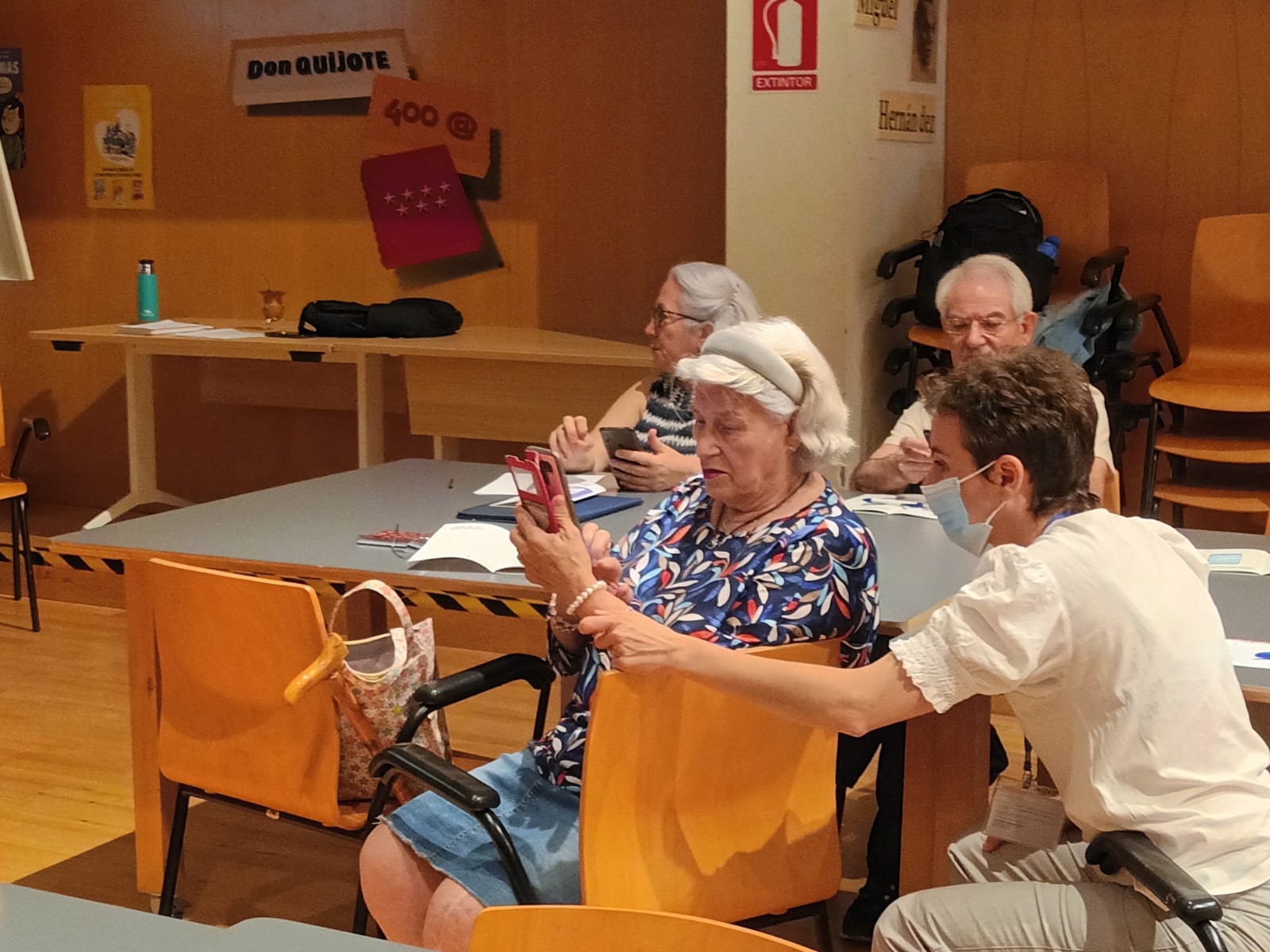 TIC y Mayores llega a a 7 nuevas Comunidades Autónomas para seguir formando a personas mayores