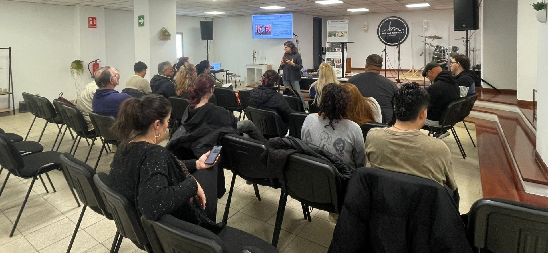 Formación en competencias digitales y empleo  para 40 personas con Conecta Inclusión Digital en Galicia