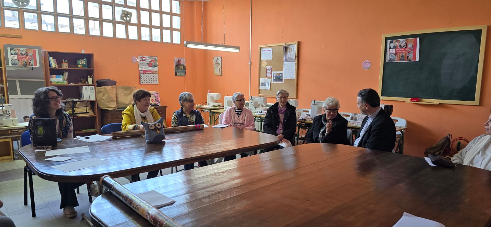 Aprender, compartir y conectar: tecnología al servicio del bienestar en Verín