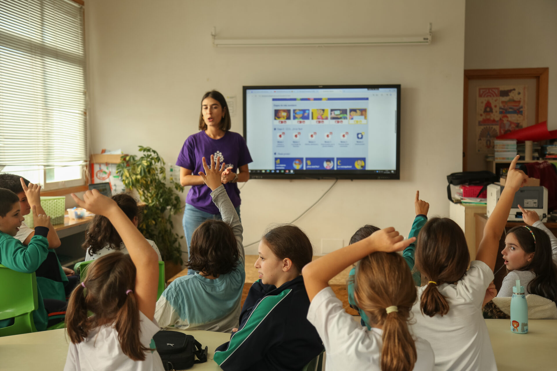 Infancia Conectada: educación digital en el tiempo libre para un uso saludable de la tecnología