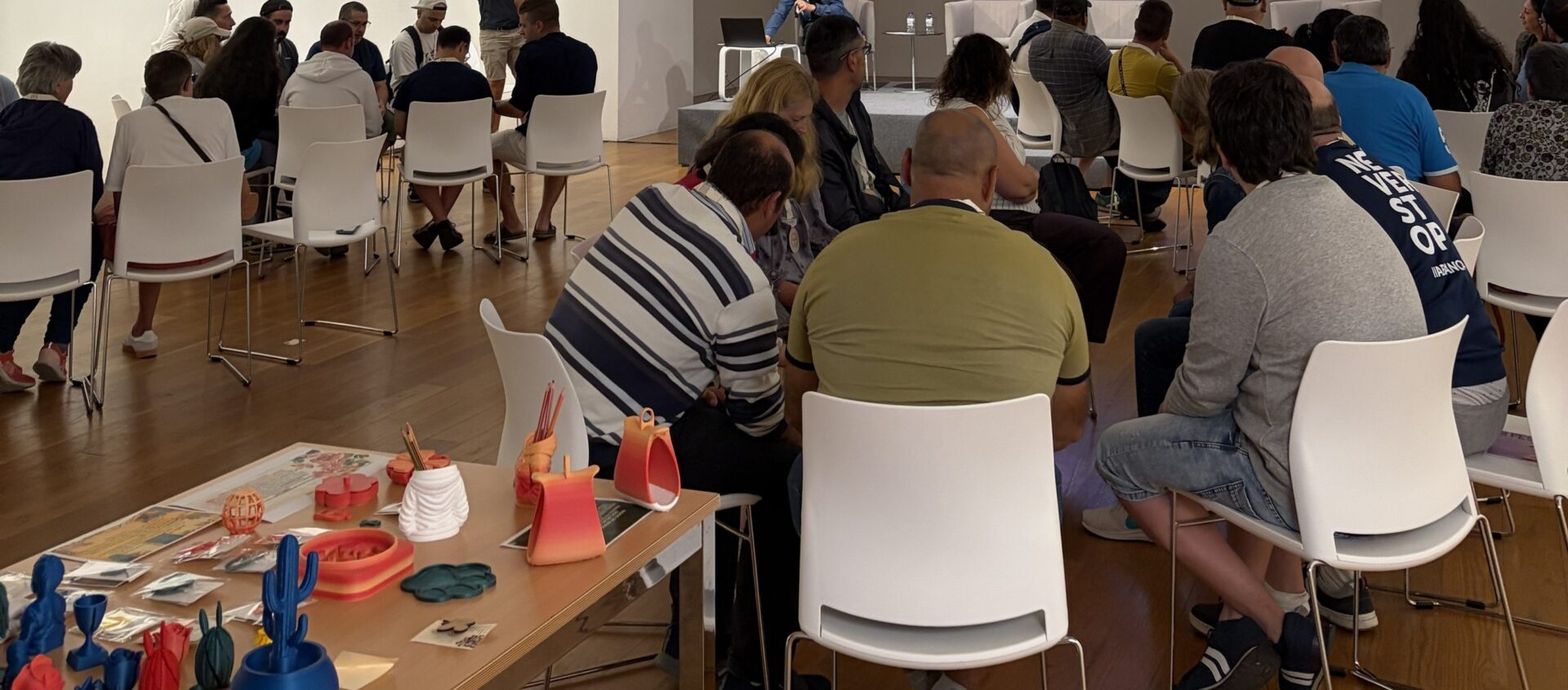 InnovArte pone el broche final al proyecto con un encuentro entre entidades y la presentación de Observa Galicia